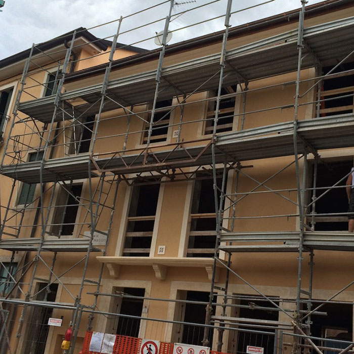 Rénovation de batiment  à Châtillon dans les Hauts de Seine - ETS.William Couverture